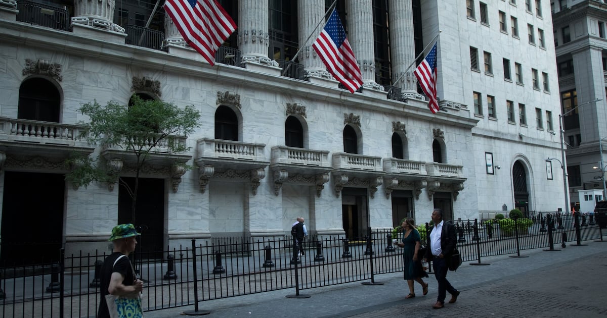 Así opera Wall Street y la Bolsa Mexicana de Valores HOY 23 de marzo. (Foto: EFE)