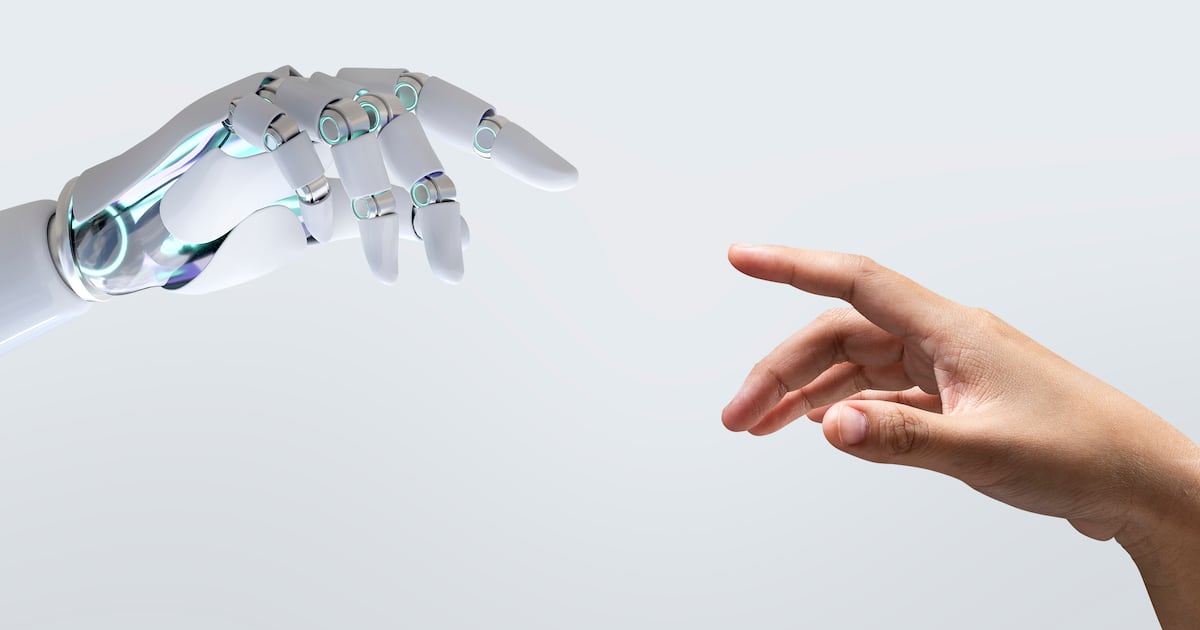 La inteligencia artificial está penetrando la vida cotidiana y la economía global a una velocidad sin precedente histórico.