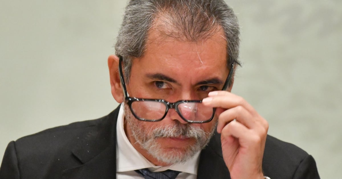 Edgar Amador Zamora, secretario de Hacienda, reconocio que la evolucion de la deuda genera preocupacion.