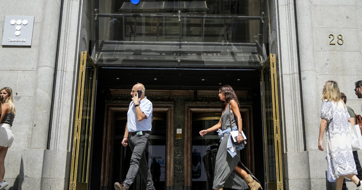 Telefonica Mexico tiene actualmente 20 millones de lineas activas.