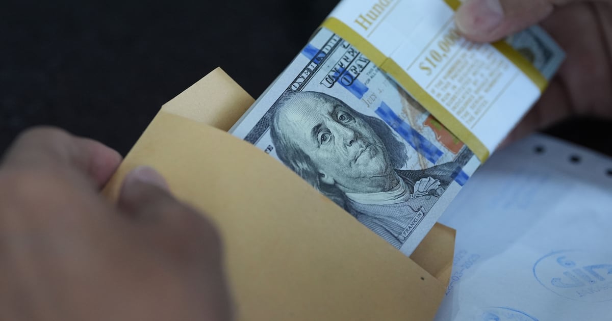 La principal ventaja que Mexico puede ofrecer es un entorno de negocios predecible, instituciones solidas y reglas claras que trasciendan los ciclos politicos.