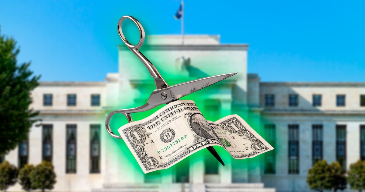 Si la Fed envia un mensaje excesivamente blando con la inflacion (dovish), validara un dolar mas debil y podria inflar burbujas en activos globales.