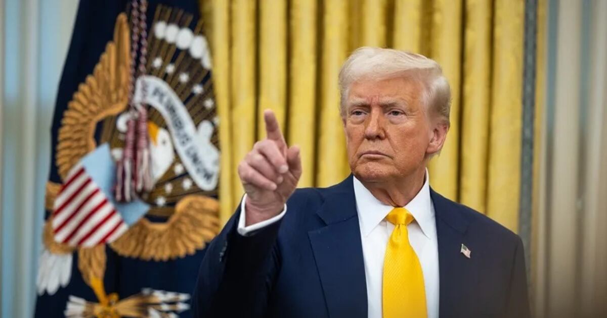 El presidente de Estados Unidos, Donald Trump rechazo que el Wall Street pueda predecir sus movimientos comerciales. Foto: EFE