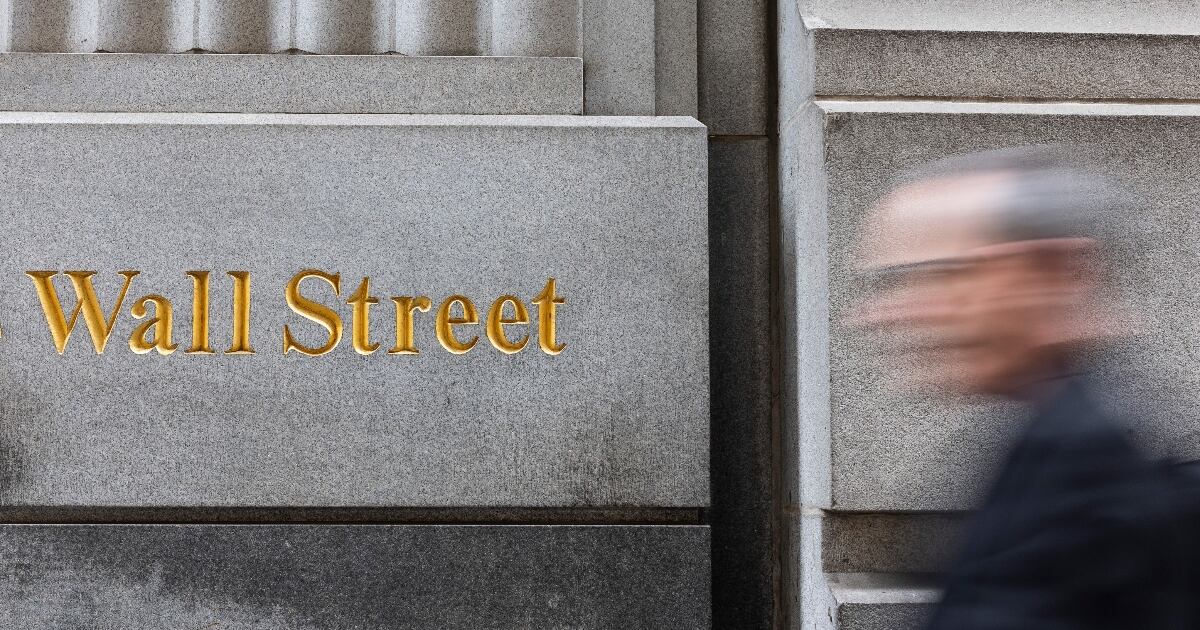 Asi opera Wall Street y la Bolsa Mexicana de Valores HOY 22 de agosto.