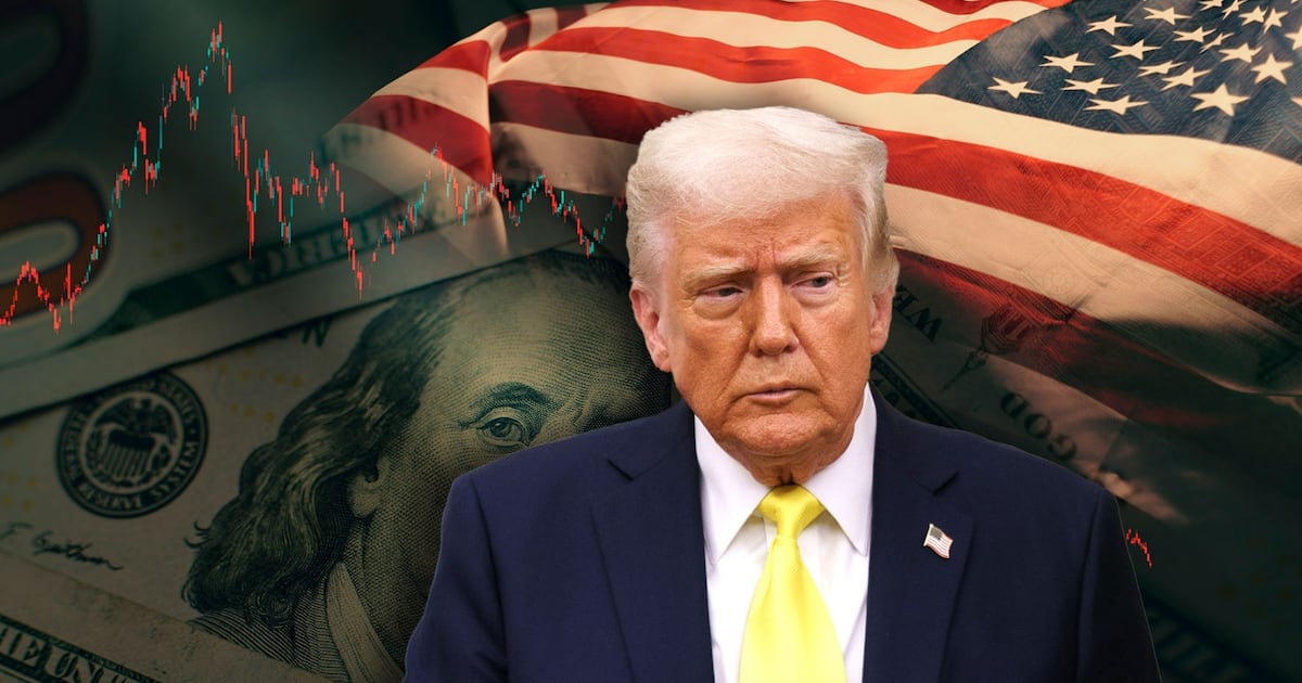 El dolar tiene una amplia caida, ante las politicas arancelarias de Trump y sus amenazas contra la Fed.