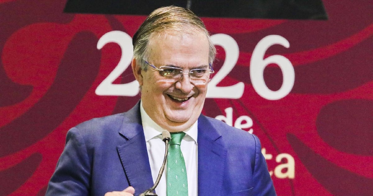 El secretario de Economia, Marcelo Ebrard, pidio que no lo 'maten politicamente', pero reitero que por ahora no se considera presidencial. (Cuartoscuro: Victoria Valtierra Ruvalcaba).