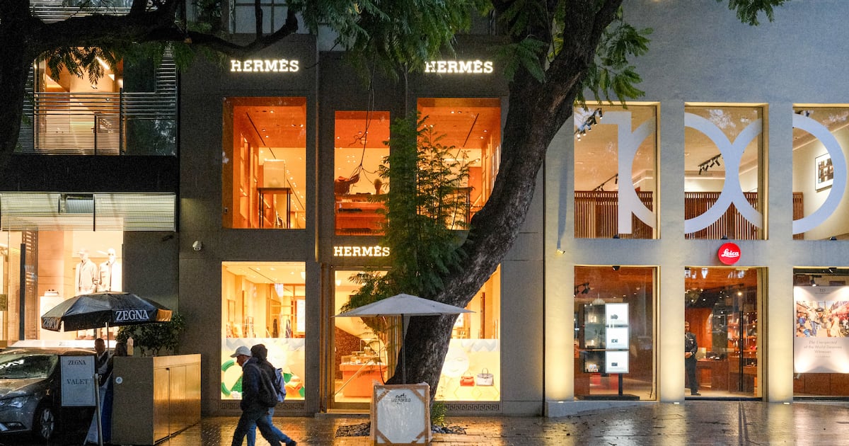 En el sector servicios, el comercio es lo que sostuvo el crecimiento del año pasado y asi se mantuvo en el ultimo trimestre”, subrayo.