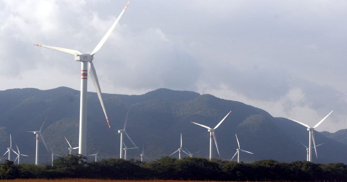 Gobierno de Sheinbaum alista financiamiento multimillonario para energia renovable e infraestructura. (Cuartoscuro/Archivo)