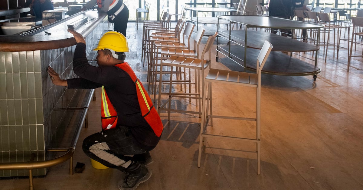 La perdida de impulso sigue siendo evidente en las actividades secundarias, que engloban la construccion, manufactura, generacion electrica y mineria.