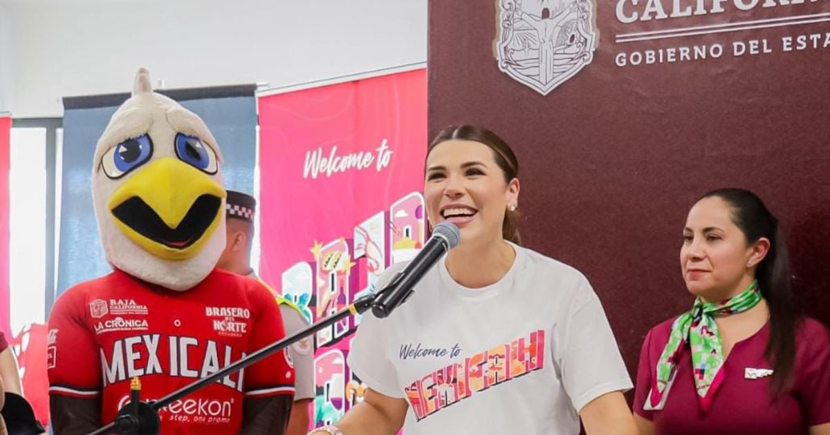 La gobernadora Marina del Pilar anuncio nuevas rutas aereas de Volaris para el estado de Baja California.