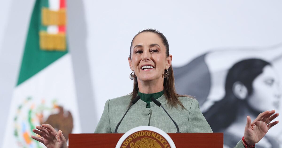 La presidenta Claudia Sheinbaum durante su conferencia matutina desde Palacio Nacional. (EFE)