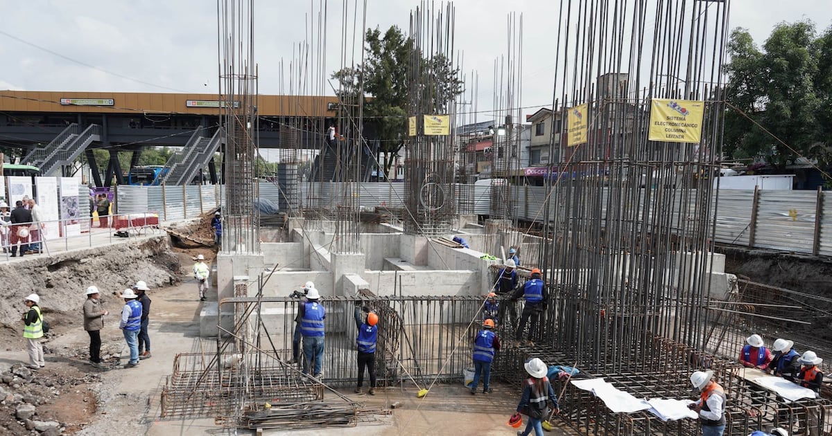 Hubo un momento, en mayo, en que hubo un crecimiento importante en infraestructura, que se supone era una reactivacion de la inversion publica, pero en los siguientes dos meses se vino abajo, y por cerca de 10%. Asi que, en el lado de la construccion, la verdad no tengo mucha fe.