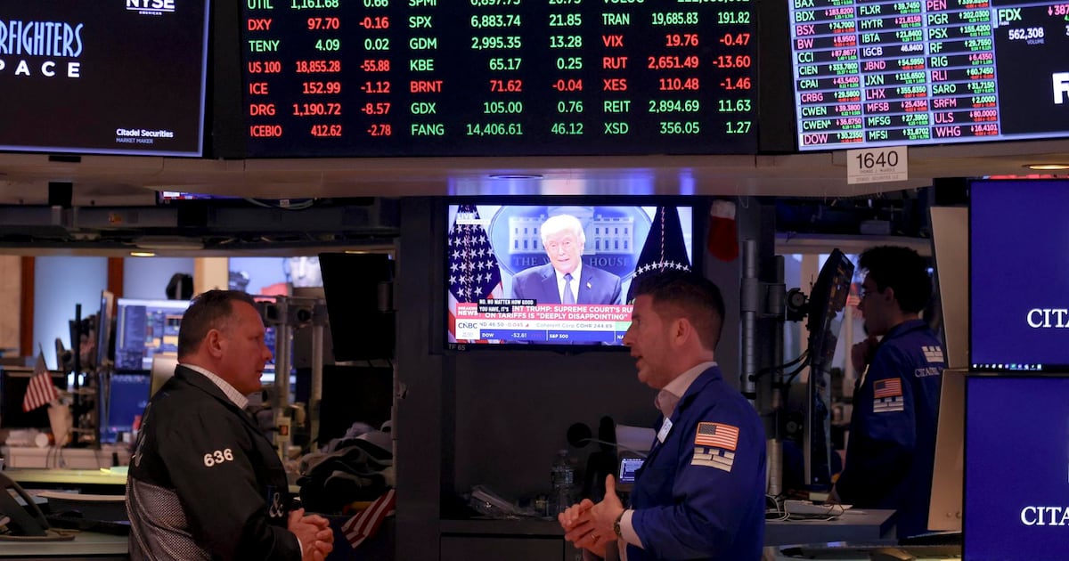 ¿Como cotizan Wall Street y la Bolsa Mexicana de Valores hoy? (EFE).