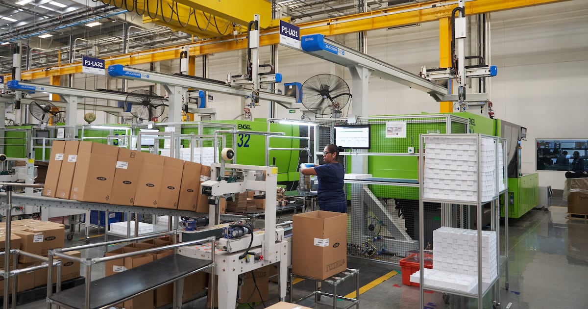 El Paquete Economico 2027 mantiene los incentivos asociados al Plan Mexico y coloca a la inversion como una de las palancas para acelerar el crecimiento.
