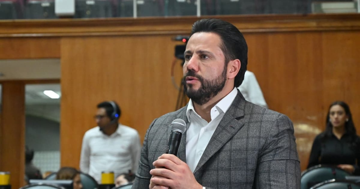 Anuar Azar, presento el programa “Carnet de Apoyo al Gasto Familiar”.