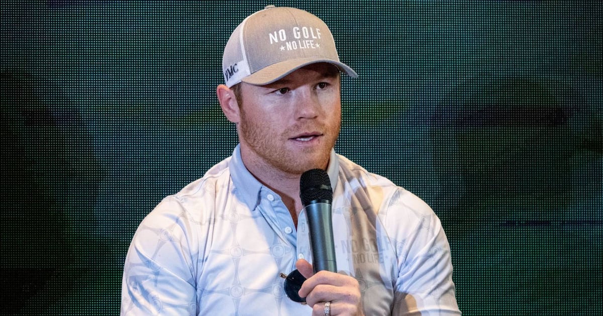 'Canelo' Álvarez perdio miles de dolares tras su apuest a favor de Mexico. (Foto: Cuartoscuro)
