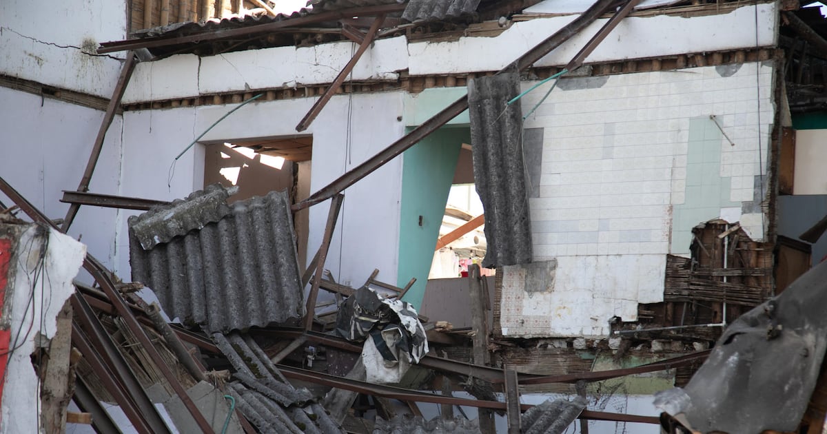 Tras el terremoto magnitud 7.4 en varias regiones de Colombia, EU anuncio apoyo economico de emergencia.