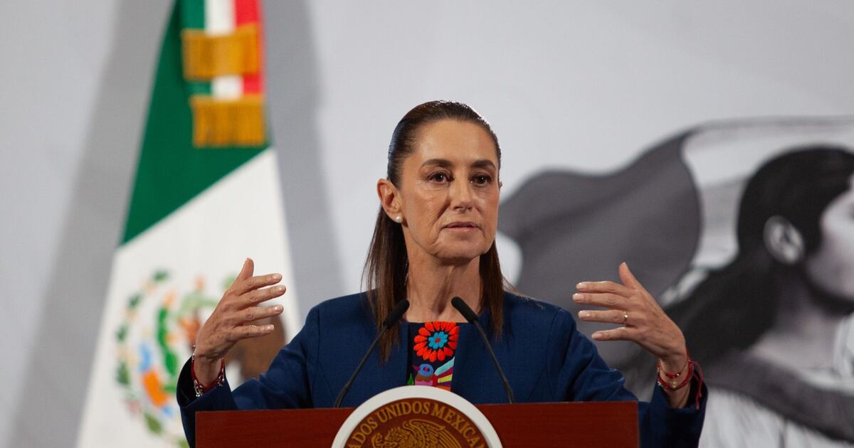 Al definir su gobierno como el segundo piso de la cuarta transformacion, ella misma destaca la continuidad con el gobierno populista de su predecesor.