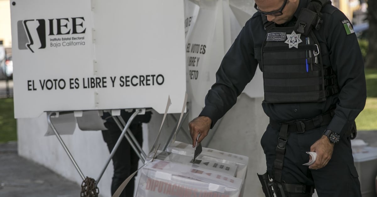 Justo al arrancar unos comicios donde encima se renueva la gubernatura de Baja California, se hable de como esta semana en Tijuana incluso se suspendieron cirugias por falta de luz.