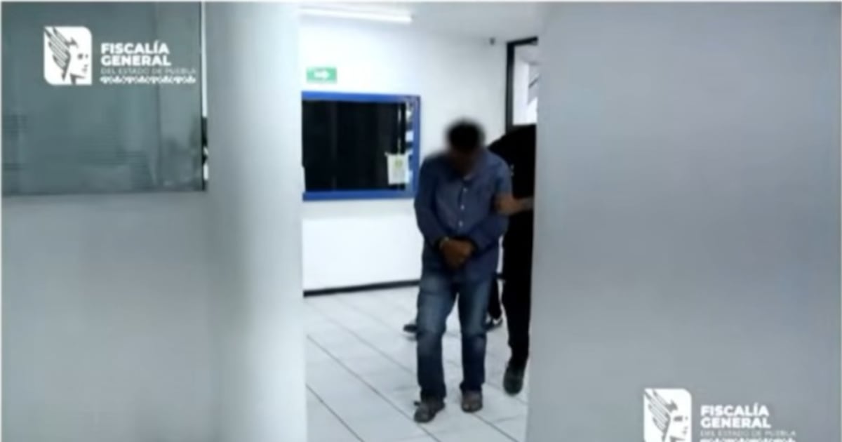 Las autoridades señalan que la familia del rancho en Tehuitzingo tenia resguardados entre 800 mil a un millon de pesos en efectivo.