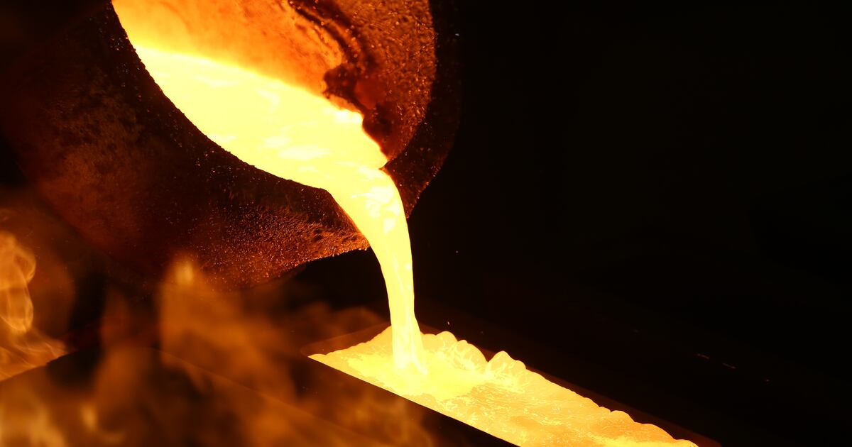 Las acciones de New Gold subieron hasta un 5 por ciento a las 9:35 am en Nueva York, mientras que las de Coeur cayeron hasta un 11 por ciento. (Bloomberg).