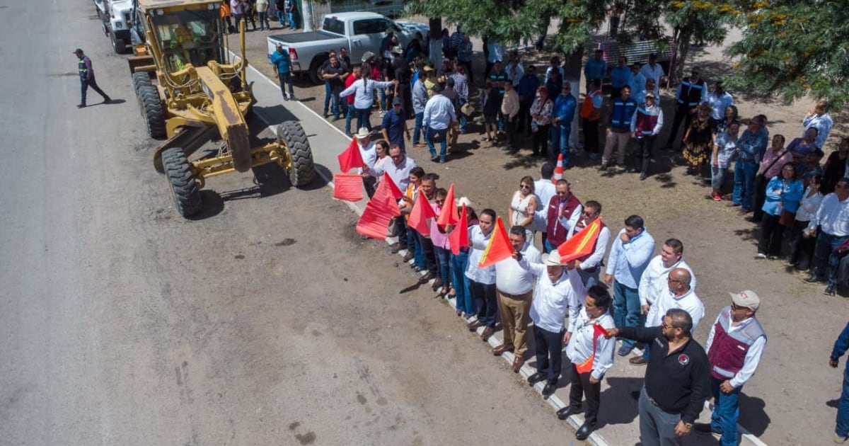 En el marco de este evento se anuncio la construccion de una plaza comercial que beneficie a los pequeños comerciantes.