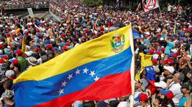Rusia ofrece mediar entre Gobierno y oposición en Venezuela
