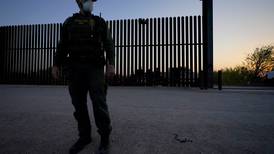 Gobernador de Texas anuncia la construcción de un nuevo muro en la frontera con México