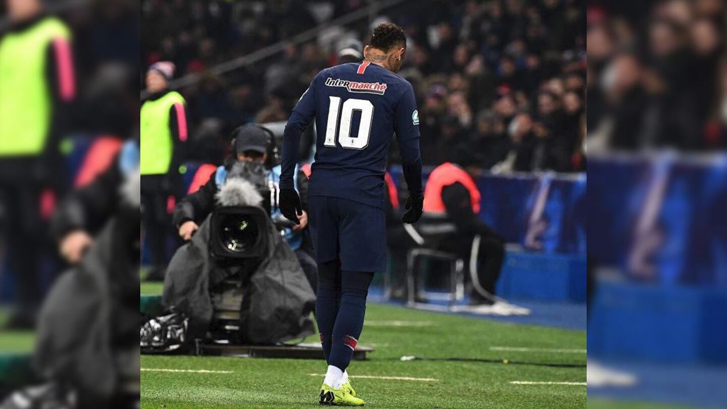 La lesión por la que Neymar salió del campo entre lágrimas