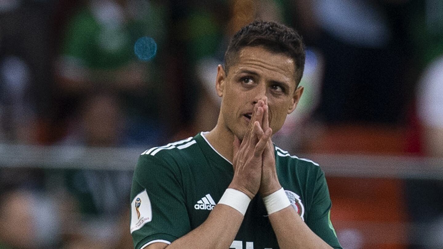 Chicharito se bajaría de los partidos de México ante Argentina