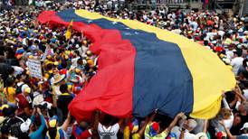 Congreso de EU busca aumentar presión sobre Maduro