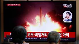 Norcorea dispara más proyectiles; descarta diálogo con Seúl

