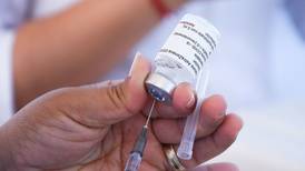 Vacunación COVID en México: Aplican 33,562 dosis