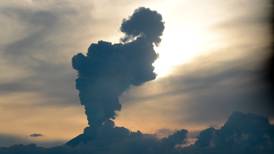 Reportan dos explosiones del Popocatépetl en 24 horas