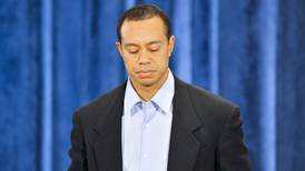 Tiger Woods despierta después de ser sometido a cirugía, tras accidente automovilístico