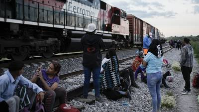 El camino de migrantes que ‘paralizaron’ trenes en México comienza desde América Central