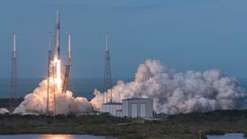 SpaceX recicla cápsula y cohete para reabastecer a la Estación Espacial
 Internacional