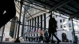 Wall Street cierra ‘eclipsado’ ante espera de reporte de inflación