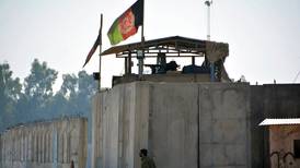 Ataque suicida deja al menos 17 muertos en Afganistán
