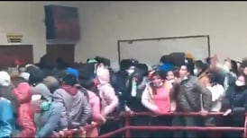Mueren 7 universitarios al caer de un cuarto piso en Bolivia