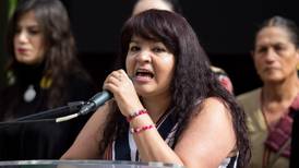 Nestora Salgado exige llamar a cuentas a militares que participaron en desaparición de los 43 
