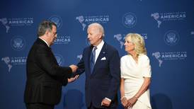 Ebrard se encuentra con Biden en Cumbre de las Américas: ‘Le transmití el aprecio de AMLO’