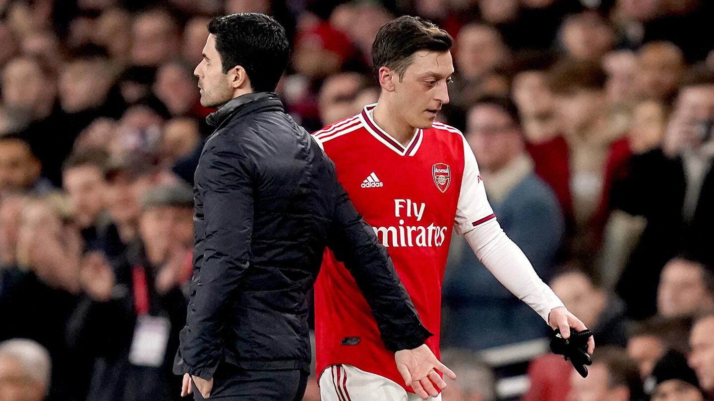 “He fallado con Mesut Özil”: Mikel Arteta acepta culpa por bajo nivel del alemán