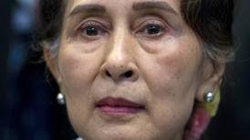 Aung San Suu Kyi, líder depuesta de Myanmar, es condenada a 4 años de prisión