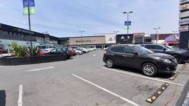 Impulsan ONG gratuidad de estacionamientos en centros comerciales de Guanajuato
