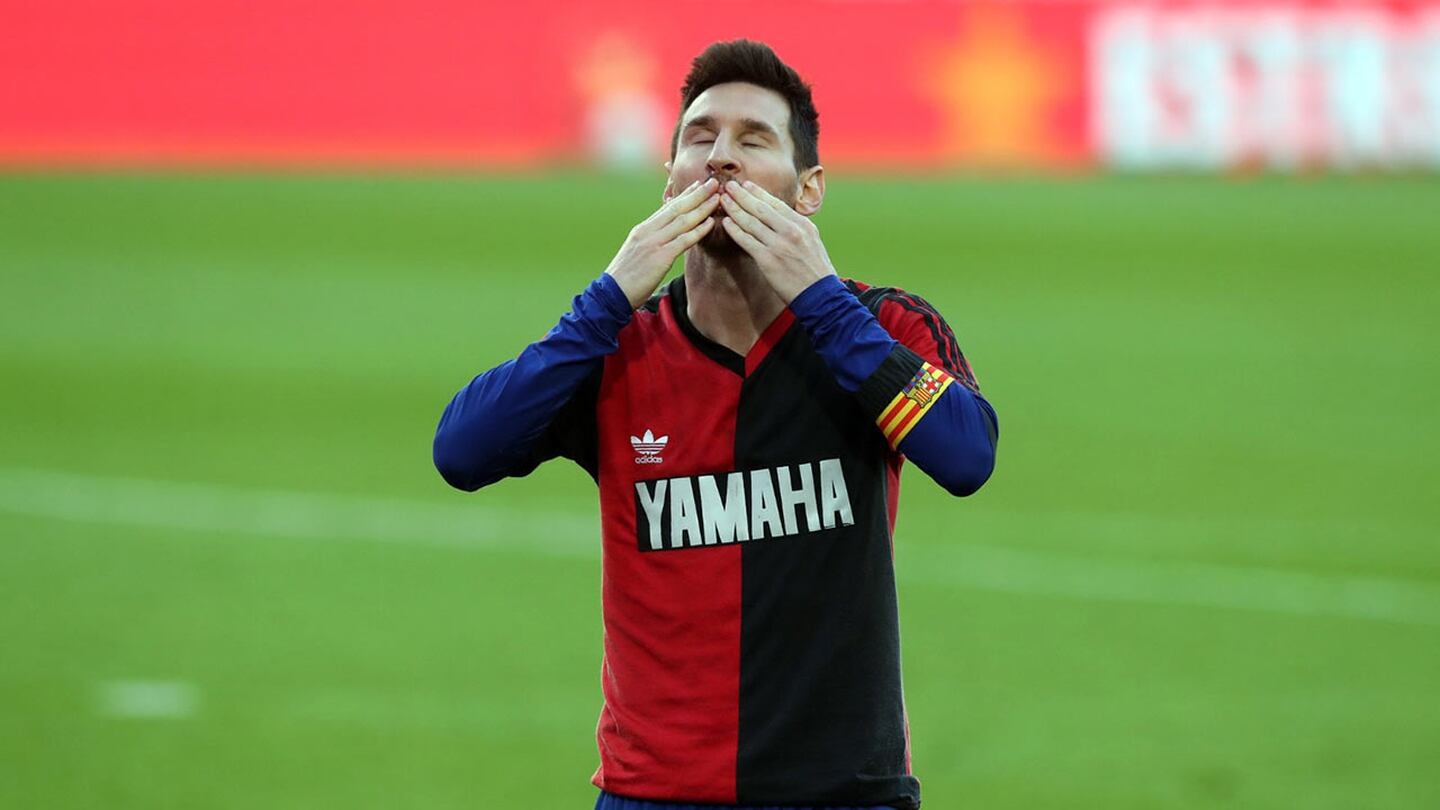 Homenaje de Messi a Maradona le saldría muy caro a Leo y el Barcelona