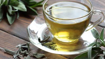 Una piel hidratada y más bonita: estos y más son los beneficios del té verde y del guaraná