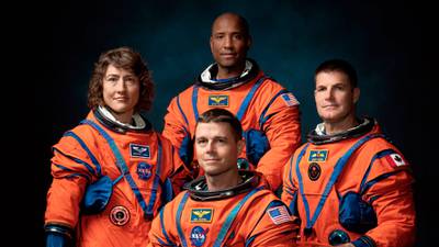 NASA presenta a astronautas que volarán hacia la Luna: ‘Es la tripulación de la humanidad’