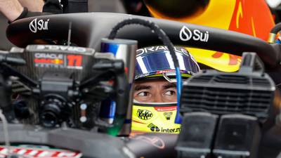 (VIDEO) Duelos de ‘Checo’: Top de sus batallas en F1 (y la vez que provocó un trompo de Verstappen)