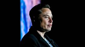 ¡No tan rápido Musk! Presentan demanda colectiva contra Twitter por despidos masivos